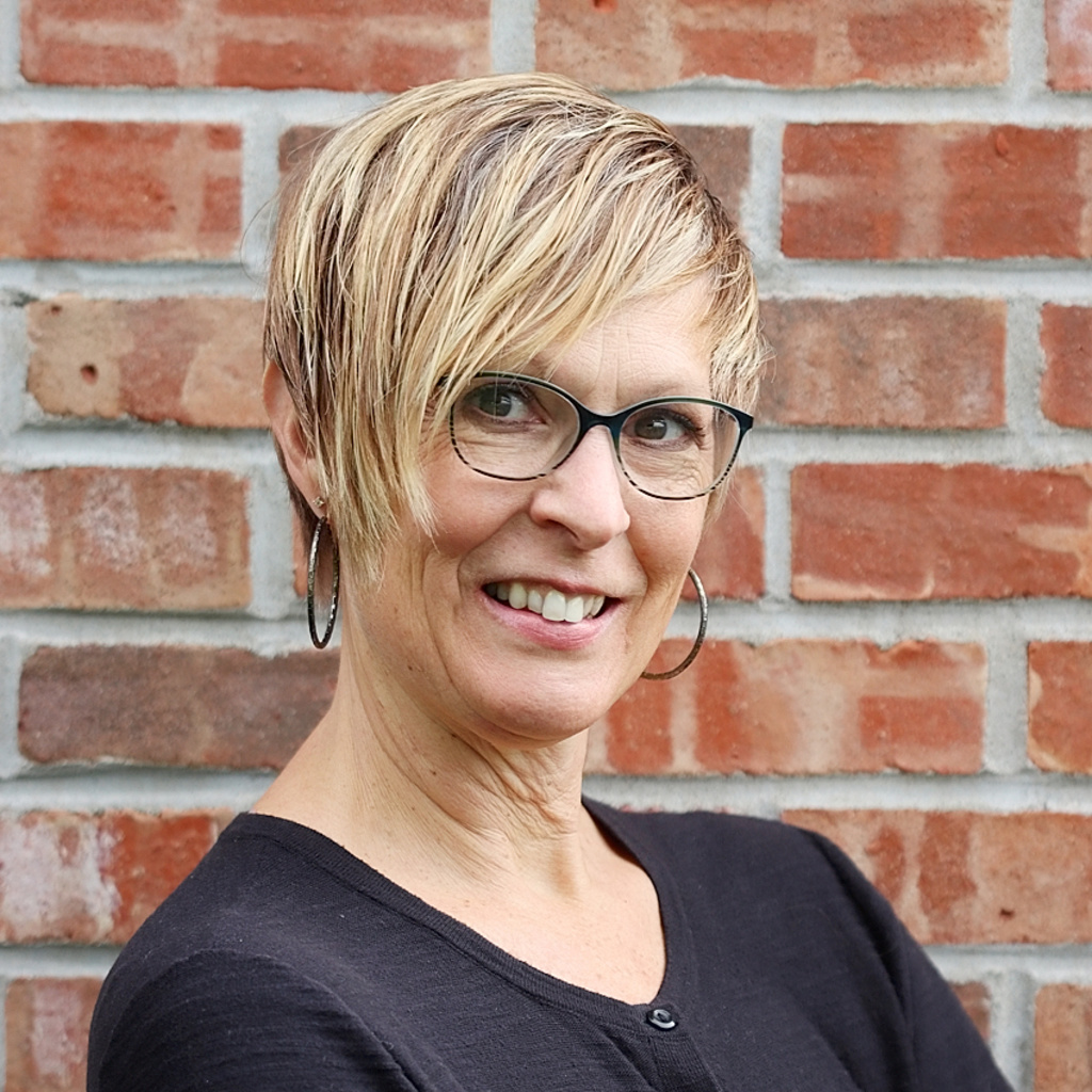Photo of Beth Campbell
