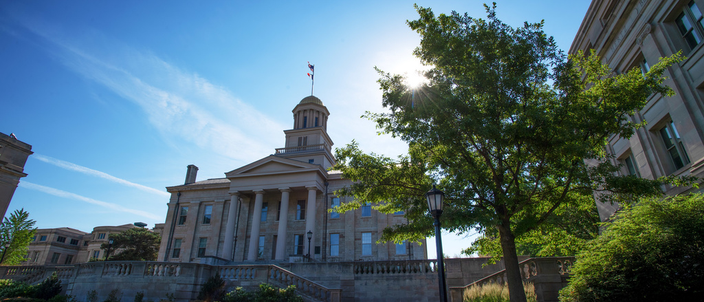 panoramic shot of the old capitol buidling in Iowa City